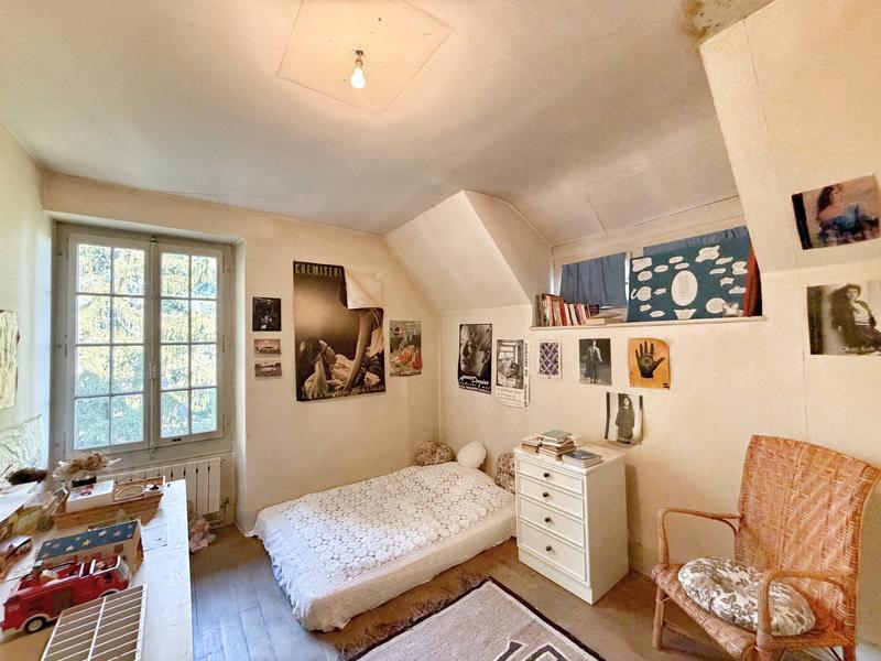 Maison - 236 m² - 8 pièces