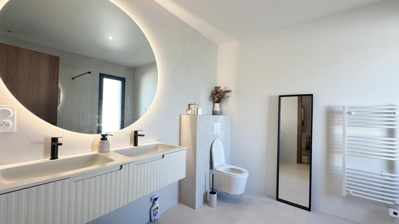 Maison - 140 m² - 6 pièces