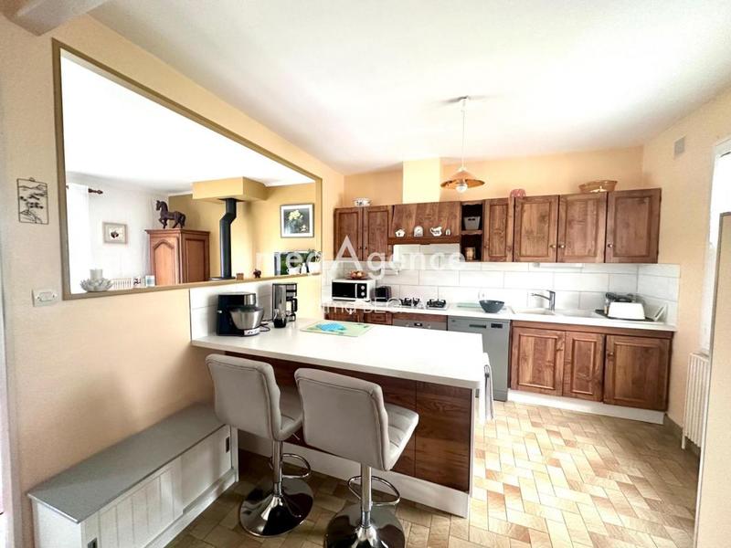 Maison traditionnelle - 92 m² - 4 pièces