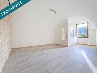 Maison de village - 95 m² - 4 pièces