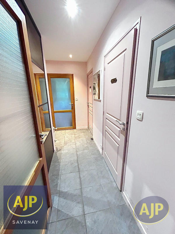 Maison - 200 m² - 9 pièces