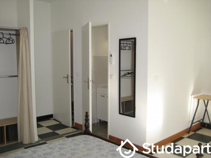 Chambre - 18 m² - 1 pièce