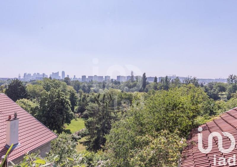 Maison - 158 m² - 6 pièces