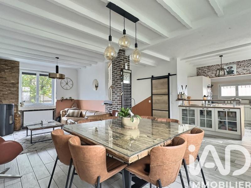 Maison - 140 m² - 6 pièces