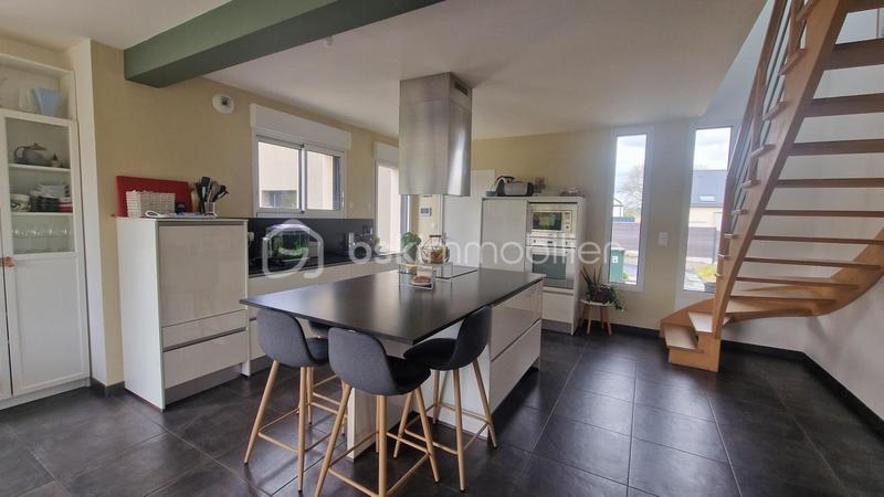 Maison - 115 m² - 5 pièces