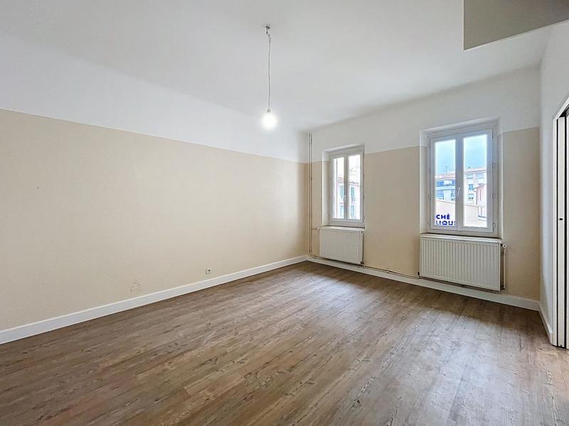 Appartement - 100 m² - 4 pièces