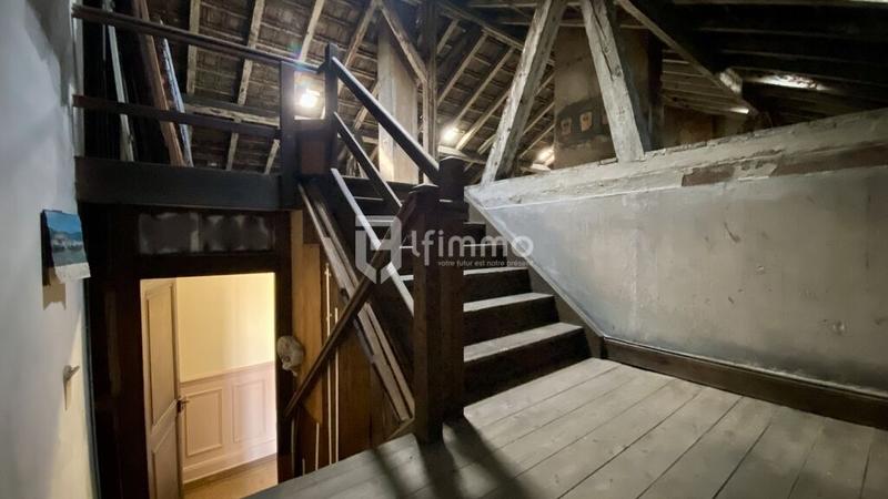 Appartement - 86 m² - 5 pièces