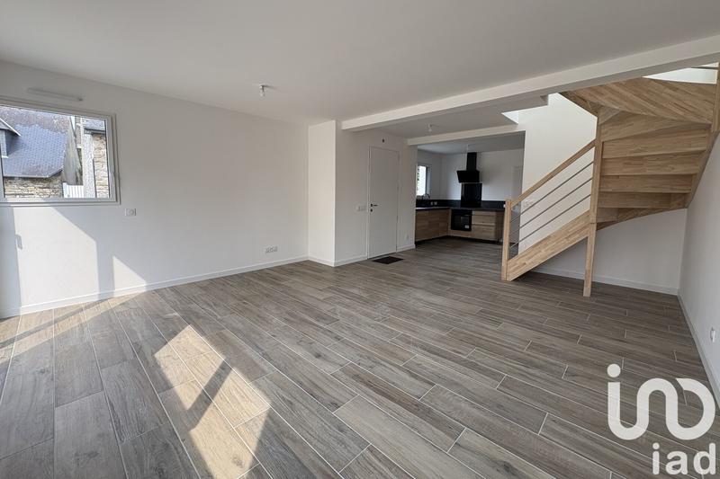 Maison - 96 m² - 4 pièces