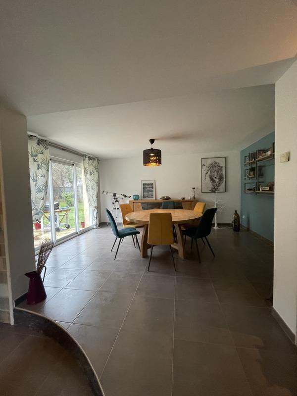 Maison - 168 m² - 7 pièces