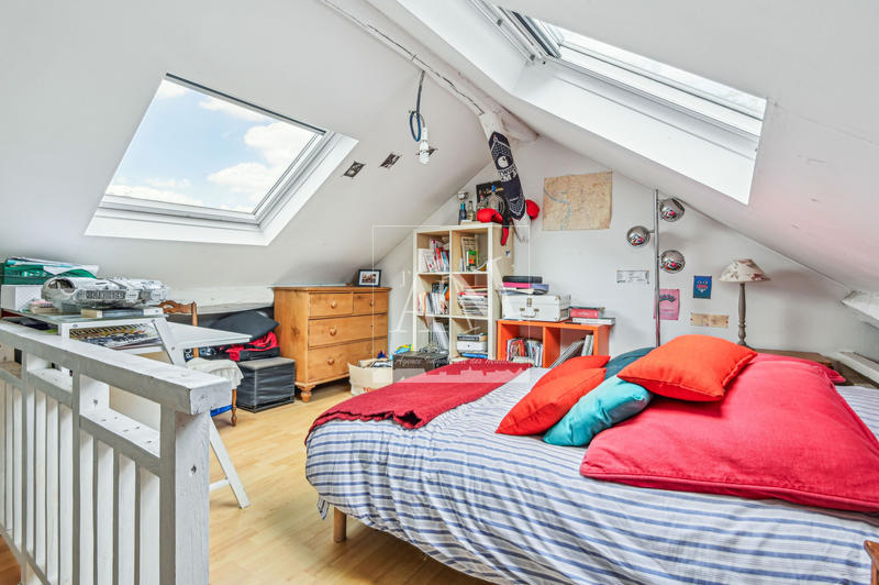 Maison - 188 m² - 7 pièces