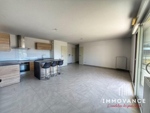 Appartement - 90 m² - 4 pièces