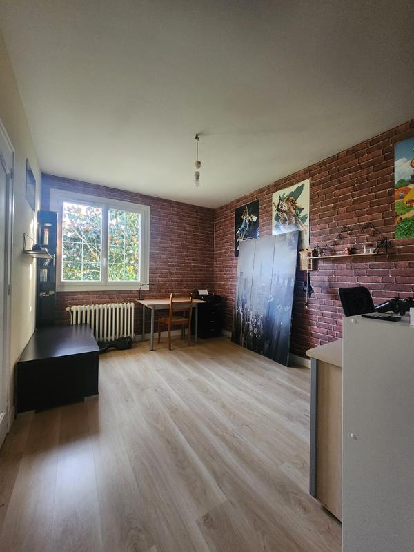 Maison - 143 m² - 7 pièces