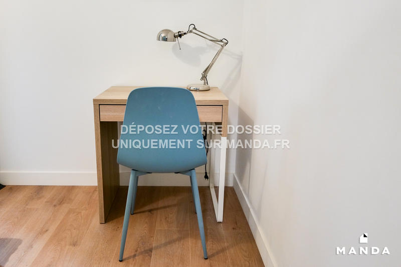 Chambre - 11 m² - 5 pièces