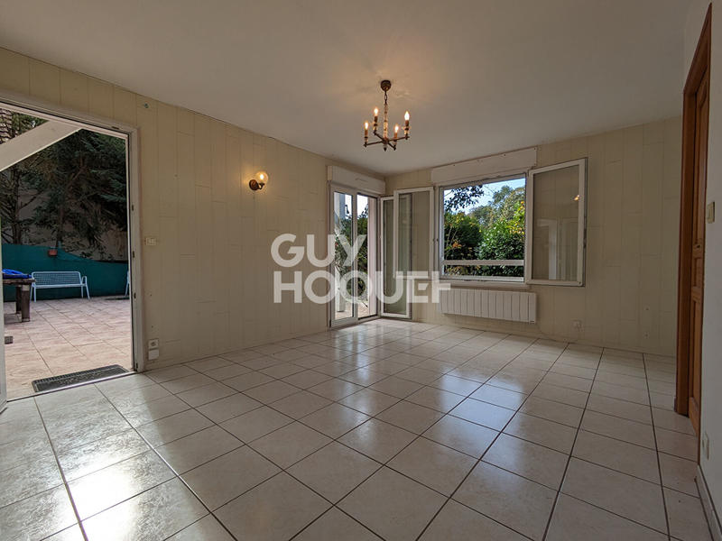 Maison - 104 m² - 4 pièces