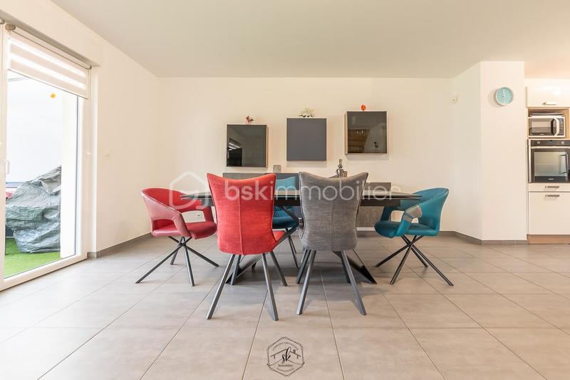 Maison - 101 m² - 5 pièces