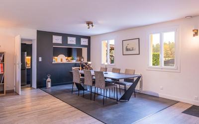 Maison traditionnelle - 132 m² - 6 pièces