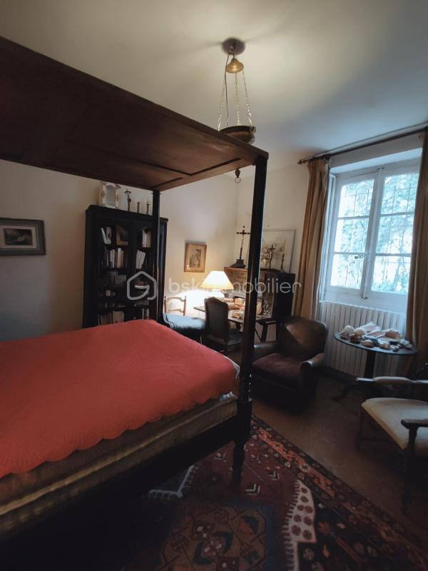 Maison de maîtres - 310 m² - 12 pièces