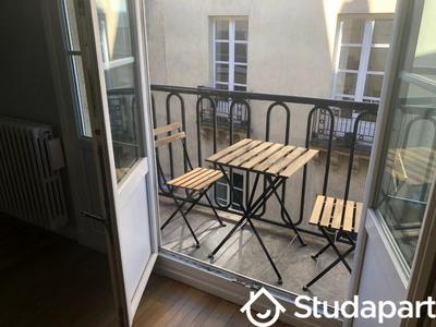 Chambre - 10 m² - 1 pièce