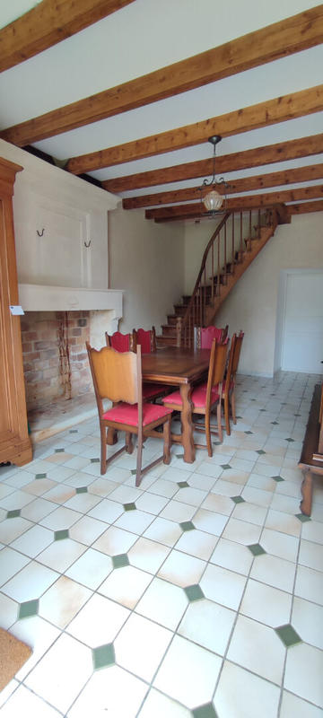 Maison - 318 m² - 9 pièces