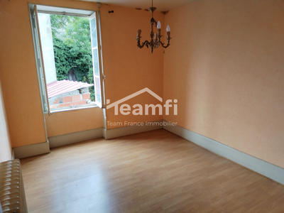 Maison ancienne - 158 m² - 8 pièces