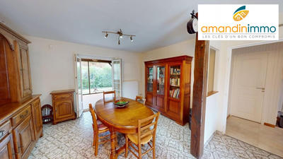 Maison - 90 m² - 5 pièces