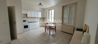 Local commercial - 300 m² - 10 pièces