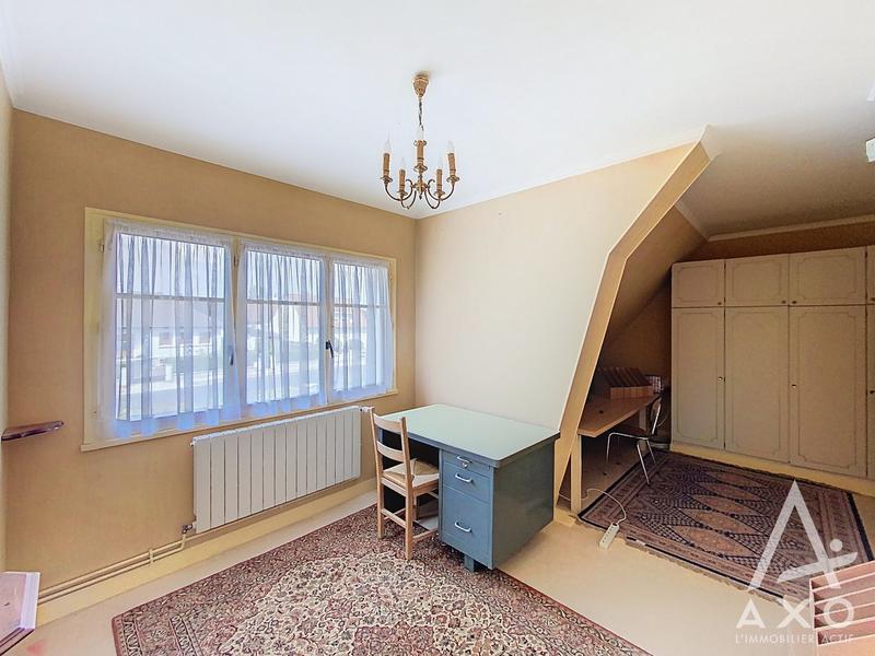 Maison - 228 m² - 7 pièces