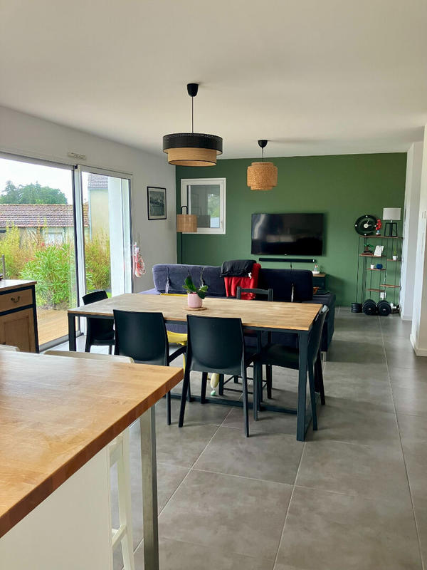 Maison - 97 m² - 4 pièces