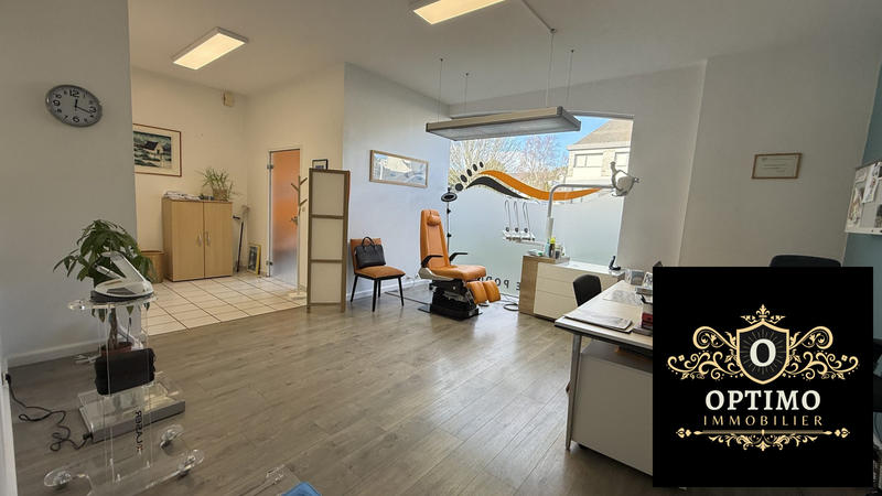 Local commercial - 78 m² - 4 pièces