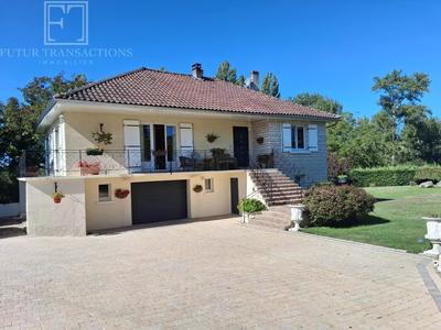 Maison - 145 m² - 6 pièces