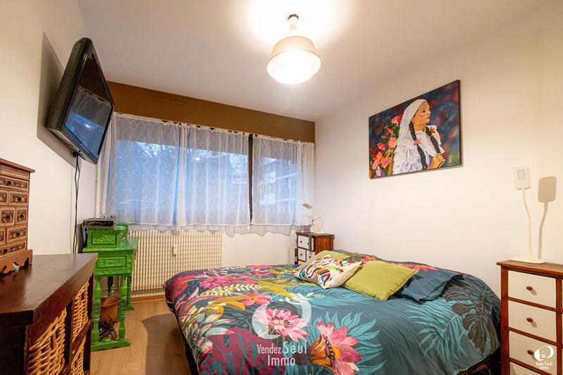Appartement - 98 m² - 5 pièces