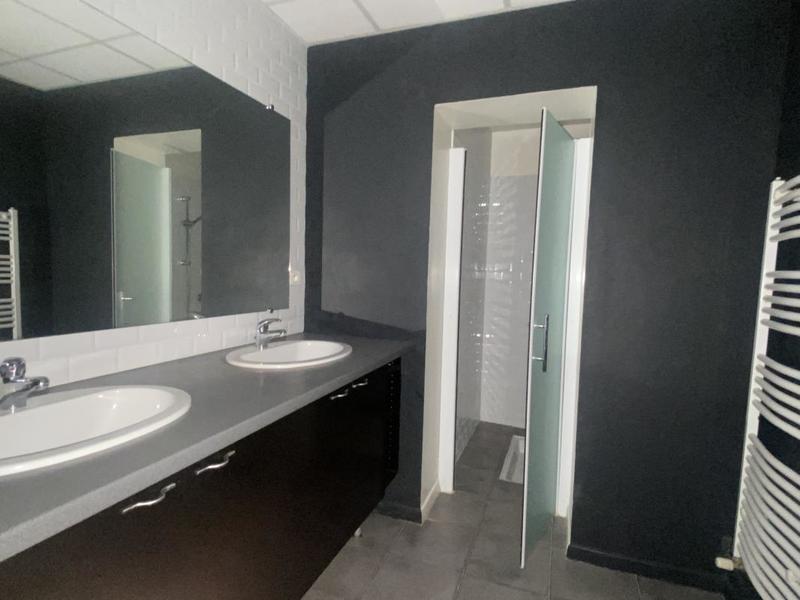 Appartement bourgeois - 177 m² - 3 pièces