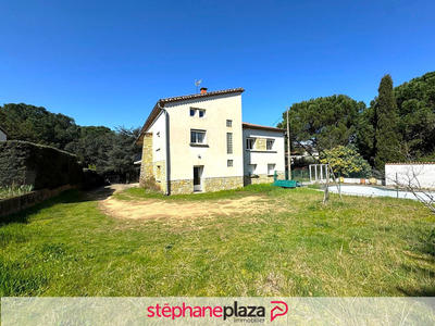 Maison - 173 m² - 11 pièces