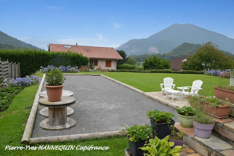 Maison - 130 m² - 7 pièces