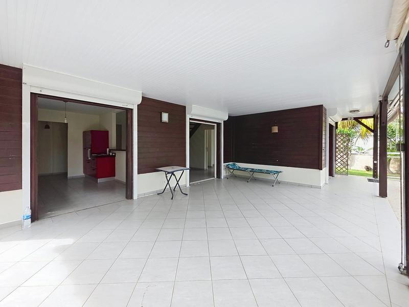 Maison - 108 m² - 4 pièces