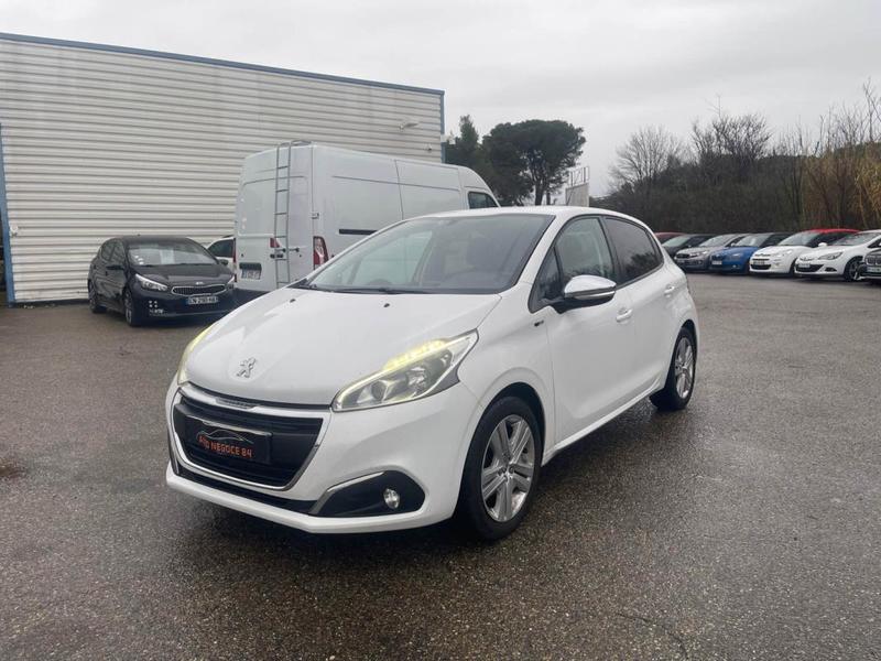 Peugeot 208 1.6 BlueHDi 75ch Bvm5 5 Places Style