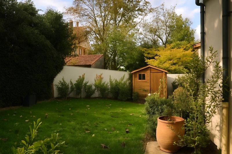 Maison contemporaine - 250 m² - 7 pièces