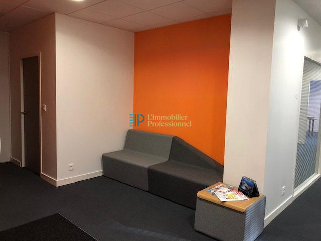 Bureau - 298 m² - 14 pièces