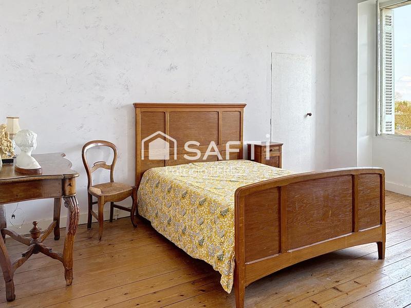 Maison - 316 m² - 10 pièces