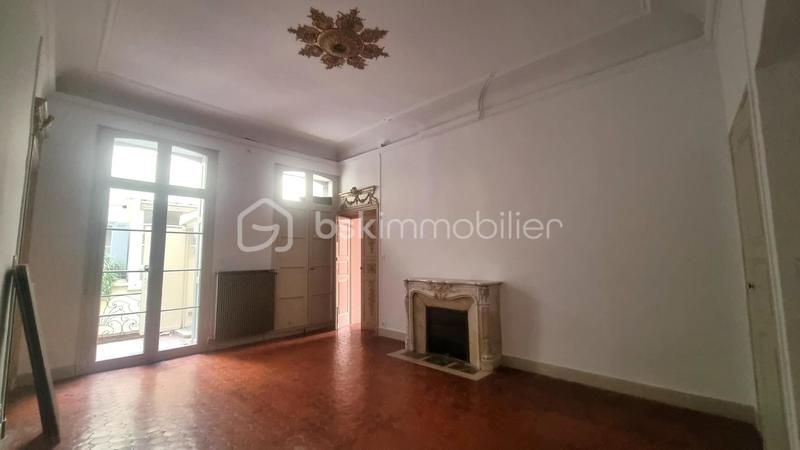 Appartement - 125 m² - 5 pièces
