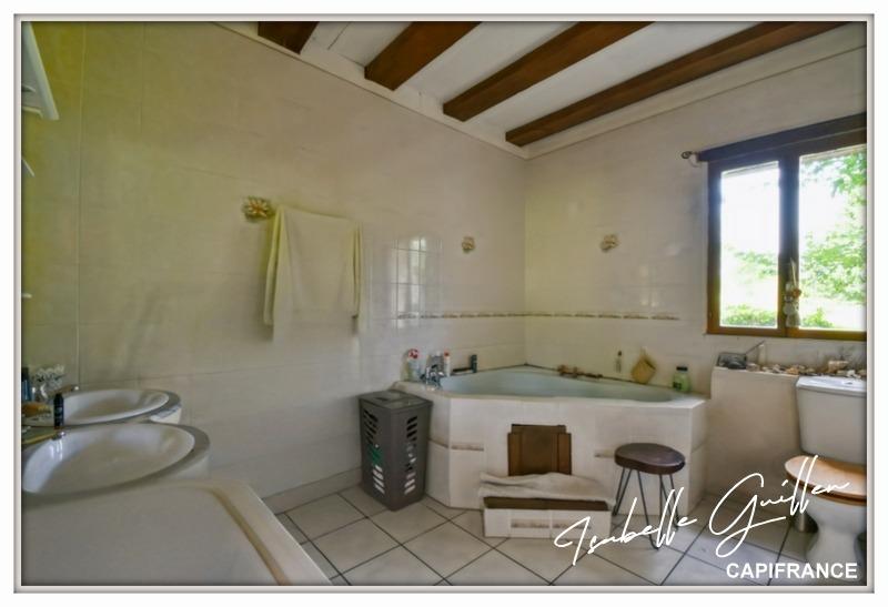 Corps de ferme - 249 m² - 8 pièces