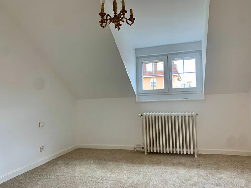 Maison - 217 m² - 8 pièces