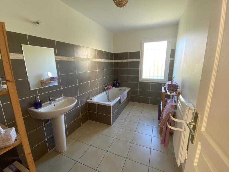 Maison - 96 m² - 4 pièces