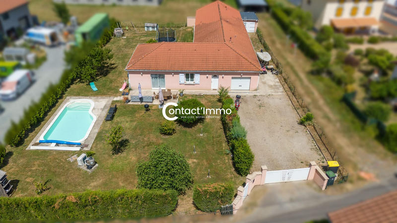 Maison - 202 m² - 9 pièces