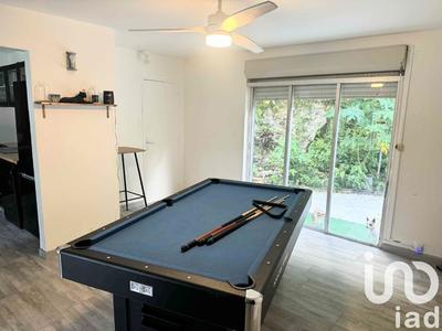 Maison - 230 m² - 8 pièces