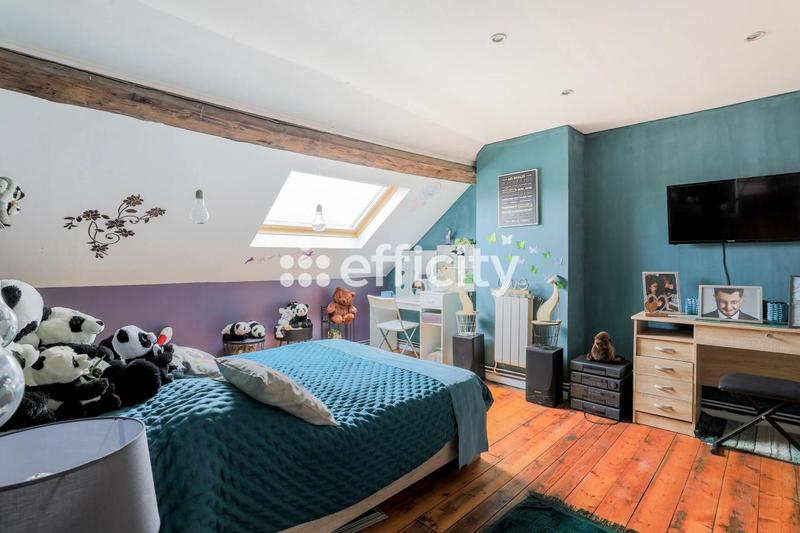 Maison - 158 m² - 7 pièces