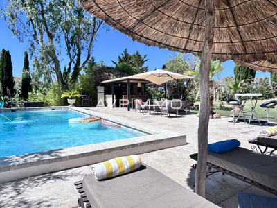 Villa - 174 m² - 6 pièces