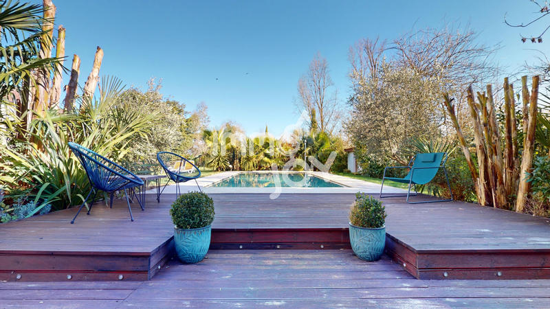 Maison - 165 m² - 6 pièces