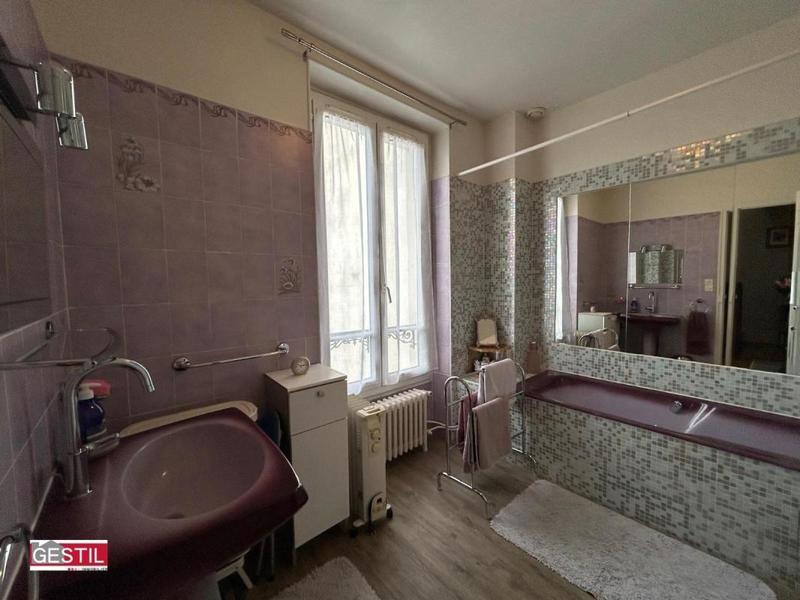 Maison - 100 m² - 5 pièces