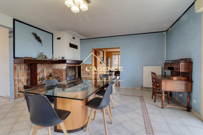 Maison - 186 m² - 6 pièces